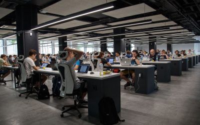 Chatbots y cómo mejoran tu página web